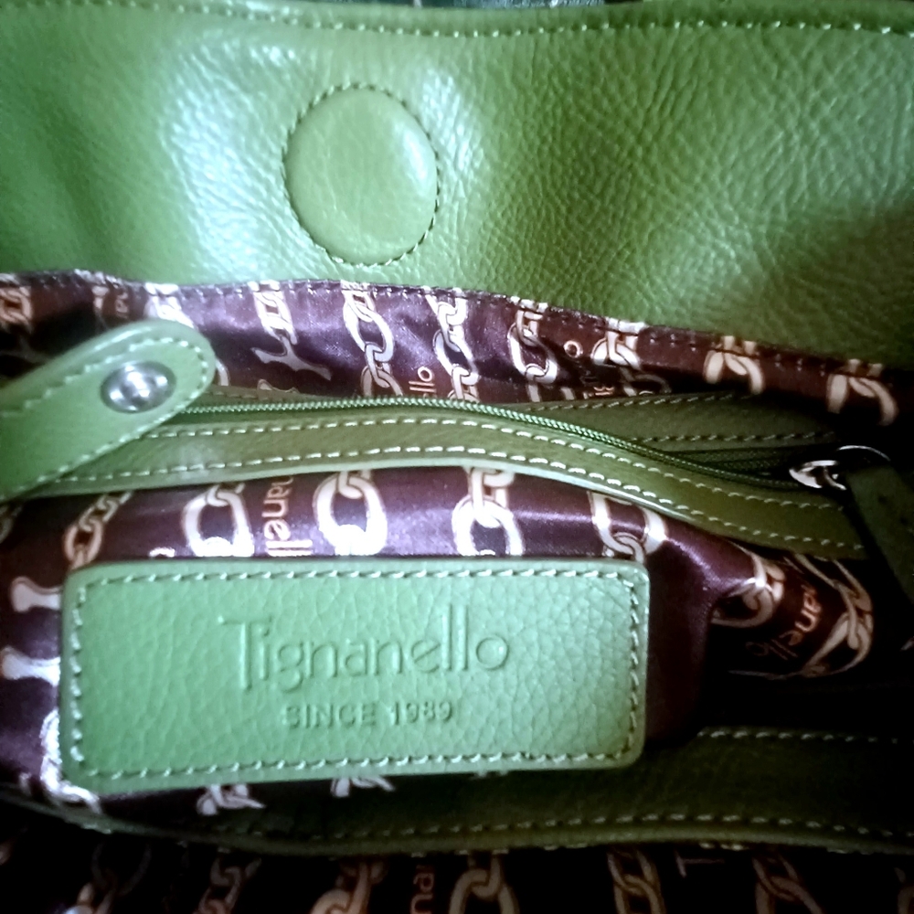 TIGNANELLO GENUINE PEBBLE LEATHER BAG-SMALL-(NWOT) - Picture 4 of 5